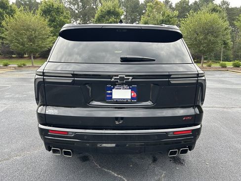 Used 2024 Chevrolet Traverse RS w/ LPO, Floor Liner Package image 21