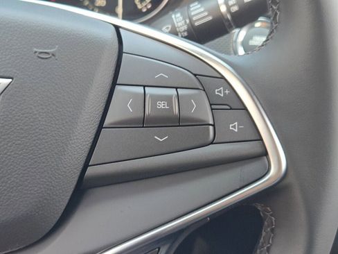 New 2025 Cadillac XT5 Luxury image 38