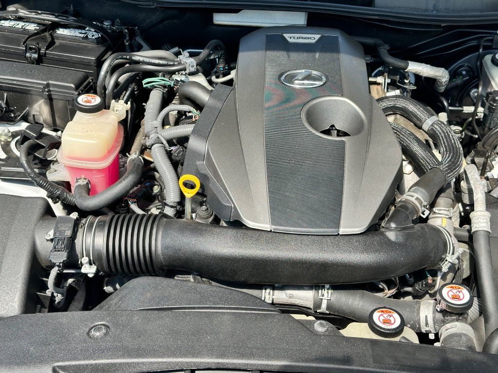 Used 2018 Lexus IS 300 F Sport w/ F Sport Package RWD image 13