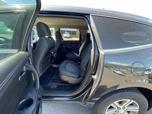 Used 2015 Chevrolet Traverse LT AWD/4WD image 24