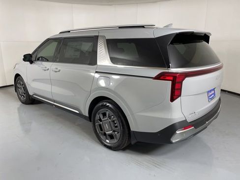 New 2026 Kia Carnival SX image 6