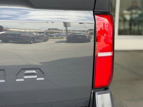 New 2026 Toyota Tacoma SR5 AWD/4WD image 12