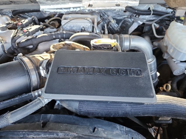 Used 2018 GMC Sierra 2500 Denali w/ Duramax Plus Package AWD/4WD image 24