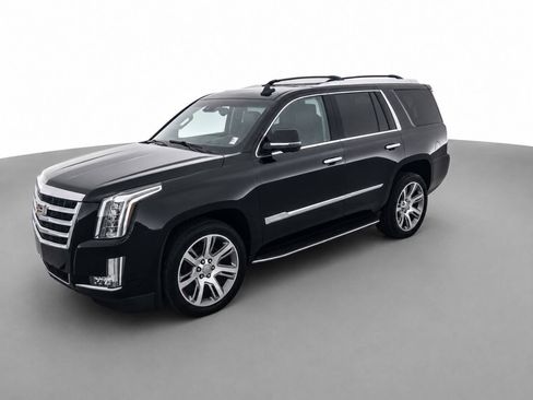 Used 2016 Cadillac Escalade Luxury AWD/4WD image 9