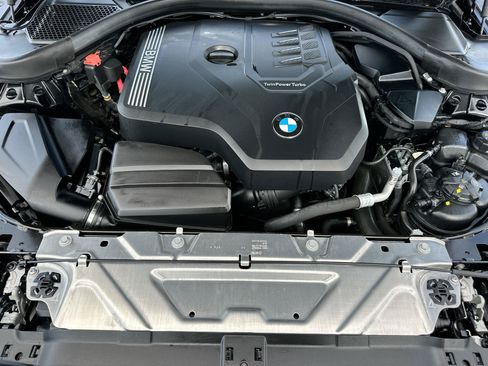 Used 2025 BMW 230i Coupe w/ Convenience Package RWD image 33