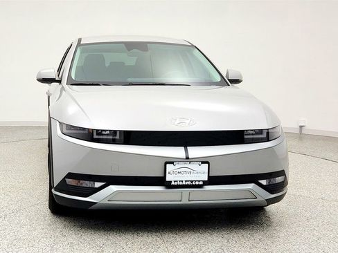 Used 2024 Hyundai Ioniq 5 SEL image 2