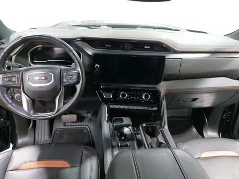 Used 2023 GMC Sierra 1500 AT4 w/ AT4 Preferred Package AWD/4WD image 9