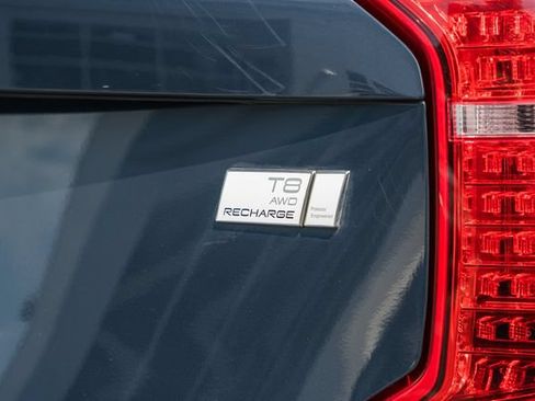 Certified 2023 Volvo XC90 T8 Ultimate w/ Lounge Package AWD/4WD image 8