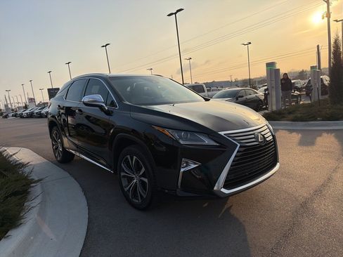 Used 2017 Lexus RX 350 FWD w/ Premium Package image 3