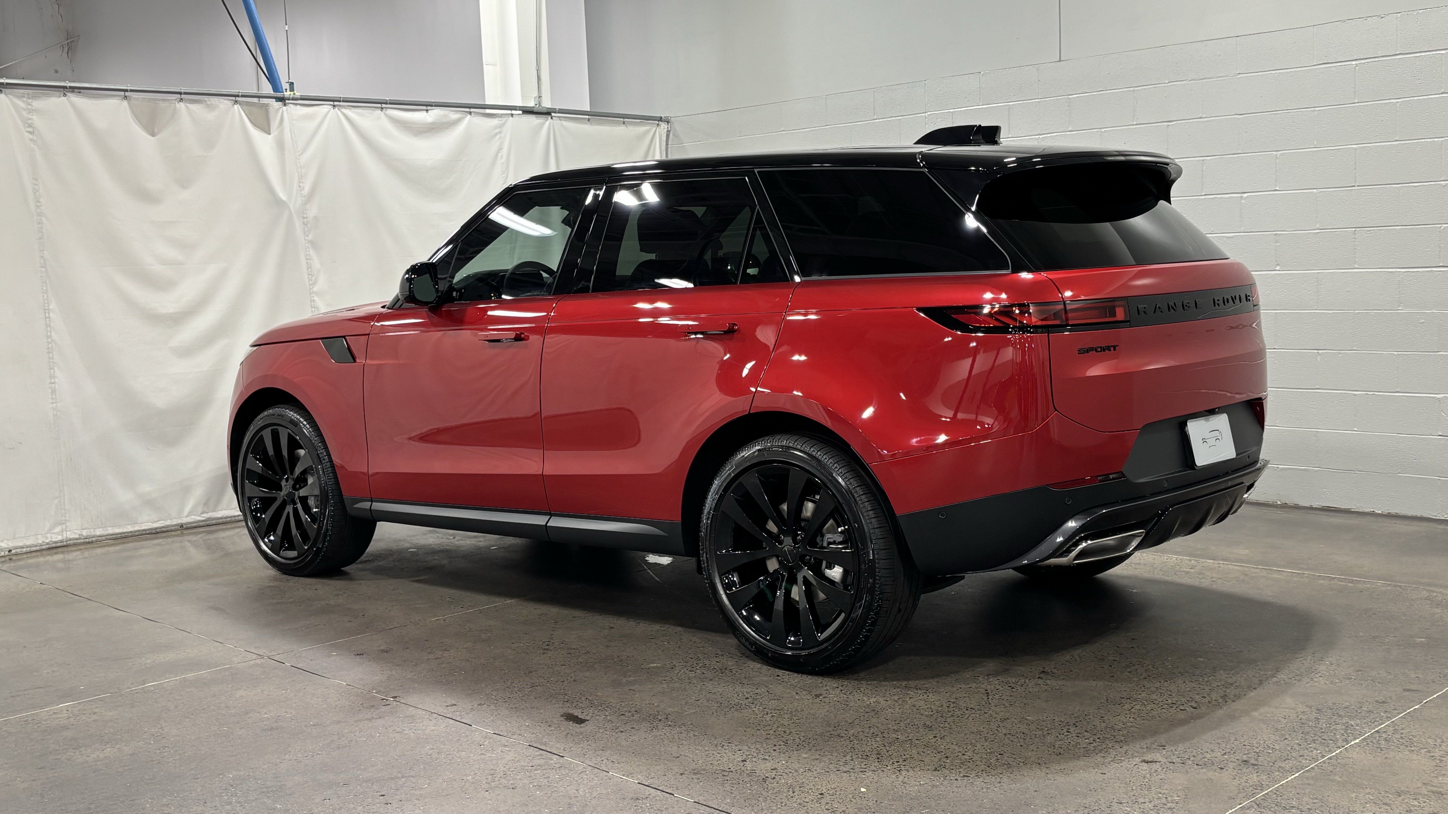 New 2026 Land Rover Range Rover Sport SE AWD/4WD image 12
