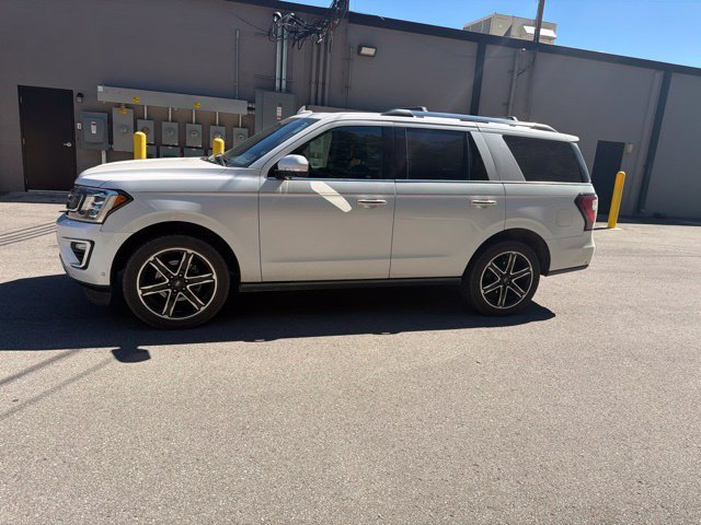 Used 2019 Ford Expedition Limited w/ Special Edition Package AWD/4WD image 4