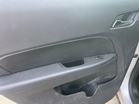 Used 2017 Chevrolet Equinox LS image 27