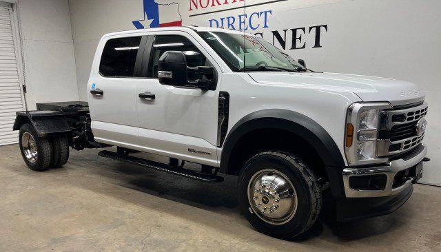 Used 2024 Ford F550 4x4 Crew Cab Super Duty image 3