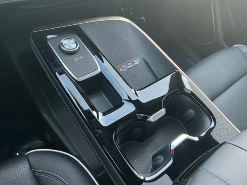 Used 2025 Buick Enclave Avenir w/ Trailering Package, 5000 lbs. image 21