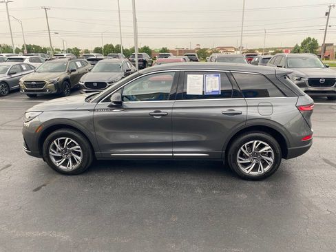Used 2023 Lincoln Corsair AWD w/ Equipment Group 101A image 4