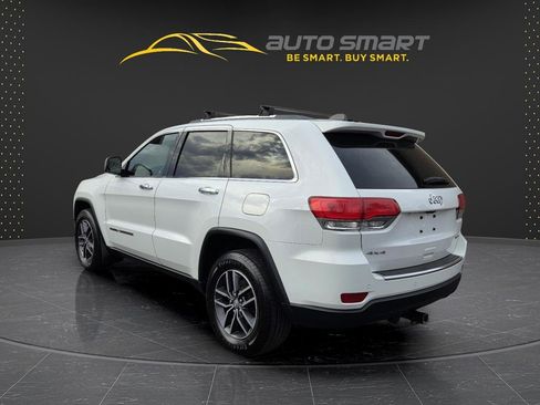 Used 2018 Jeep Grand Cherokee Limited image 3