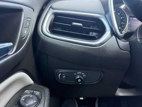 Certified 2022 Chevrolet Equinox LS w/ LS Convenience Package image 22