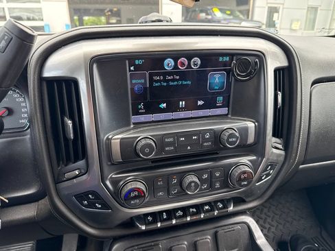 Used 2016 Chevrolet Silverado 1500 LTZ Z71 w/ LTZ Plus Package AWD/4WD image 10