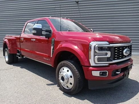 Used 2024 Ford F450 Platinum w/ FX4 Off-Road Package AWD/4WD image 1