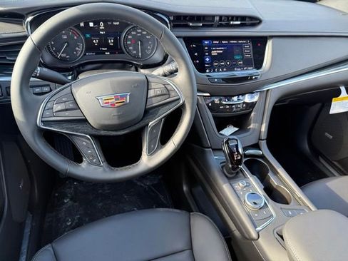 New 2026 Cadillac XT5 Premium Luxury w/ Driver Assist Package image 16
