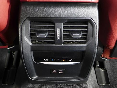 Certified 2023 BMW i4 eDrive35 RWD image 24