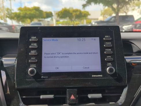 Used 2024 Toyota Camry SE FWD image 21