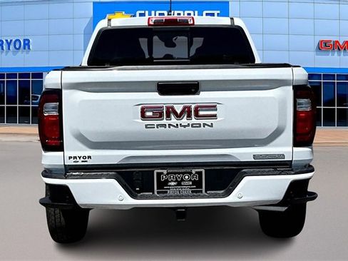New 2025 GMC Canyon Elevation w/ Convenience Package image 4