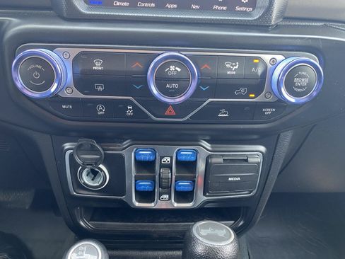 Used 2022 Jeep Wrangler Unlimited Sport AWD/4WD image 26