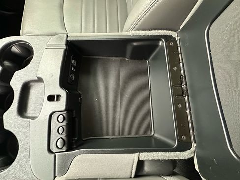 Used 2018 RAM 2500 Tradesman w/ Popular Equipment Group image 31