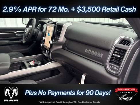 New 2026 RAM 1500 4x4 Crew Cab image 29