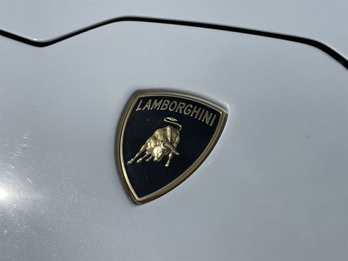 Used 2015 Lamborghini Huracan LP 610-4 AWD/4WD image 35