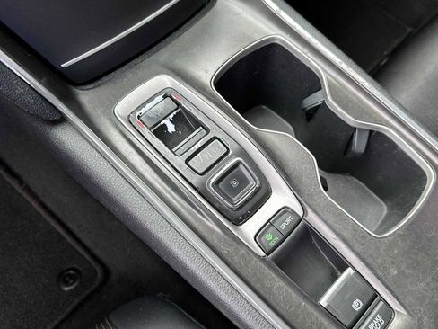 Used 2018 Honda Accord Sport image 22