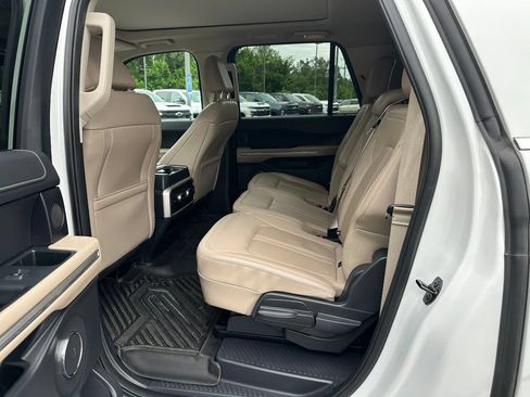 Used 2024 Ford Expedition Max Limited AWD/4WD image 19