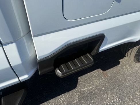 Certified 2025 Ford F350 XLT AWD/4WD image 47