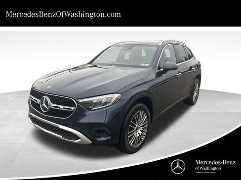 Used 2023 Mercedes-Benz GLC 300 4MATIC image 1