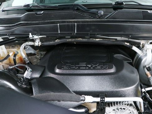 Used 2022 RAM 2500 Tradesman AWD/4WD image 28