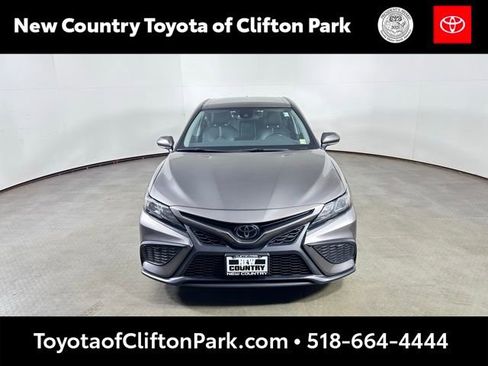 Used 2024 Toyota Camry SE w/ Cold Weather Package image 8