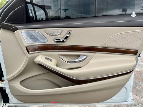 Used 2016 Mercedes-Benz S 550 Sedan image 39