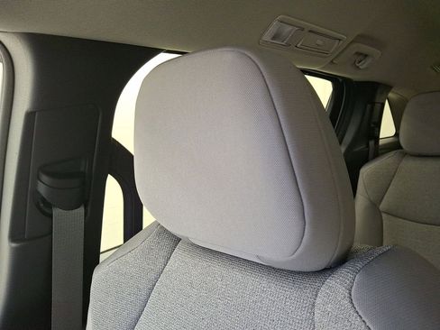 Used 2025 Toyota Sienna LE image 20