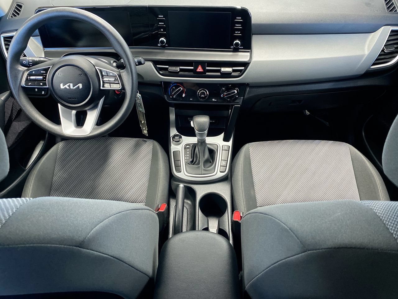 Certified 2026 Kia Seltos LX AWD/4WD image 31