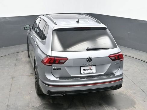 Used 2023 Volkswagen Tiguan SE R-Line image 38