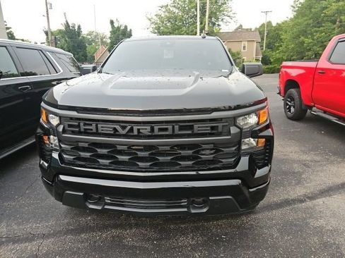 Used 2023 Chevrolet Silverado 1500 Custom AWD/4WD image 8