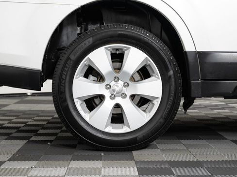 Used 2012 Subaru Outback 2.5i Premium w/ All-Weather Pkg image 40