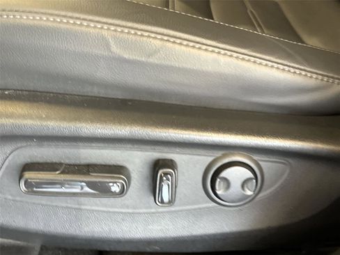 Used 2024 Honda CR-V EX-L image 13