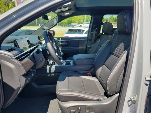 New 2025 GMC Sierra EV Denali image 11