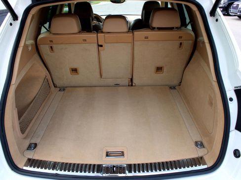 Used 2011 Porsche Cayenne S image 21