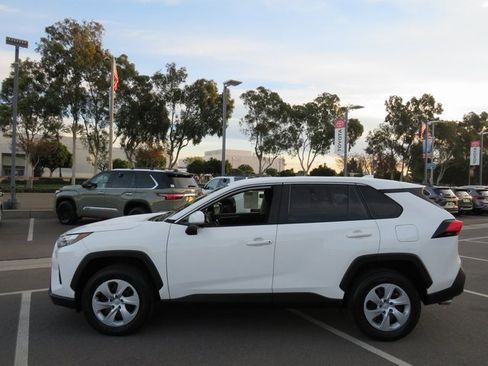 Certified 2023 Toyota RAV4 LE image 7