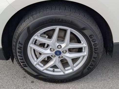 Used 2021 Ford Edge SEL w/ Convenience Package image 27