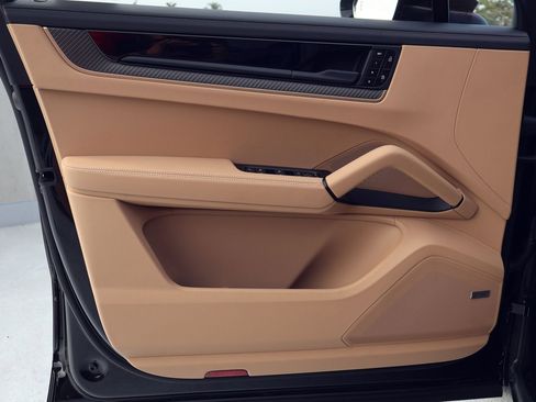 New 2026 Porsche Cayenne S AWD/4WD image 13