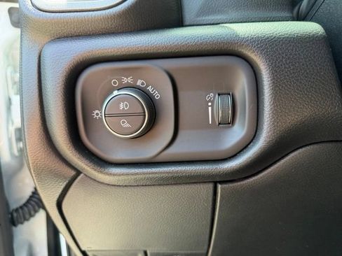 Used 2026 RAM 2500 Tradesman AWD/4WD image 22